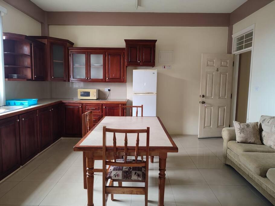 Iso'S Vacation Rental Apartment #10 Portsmouth Ngoại thất bức ảnh